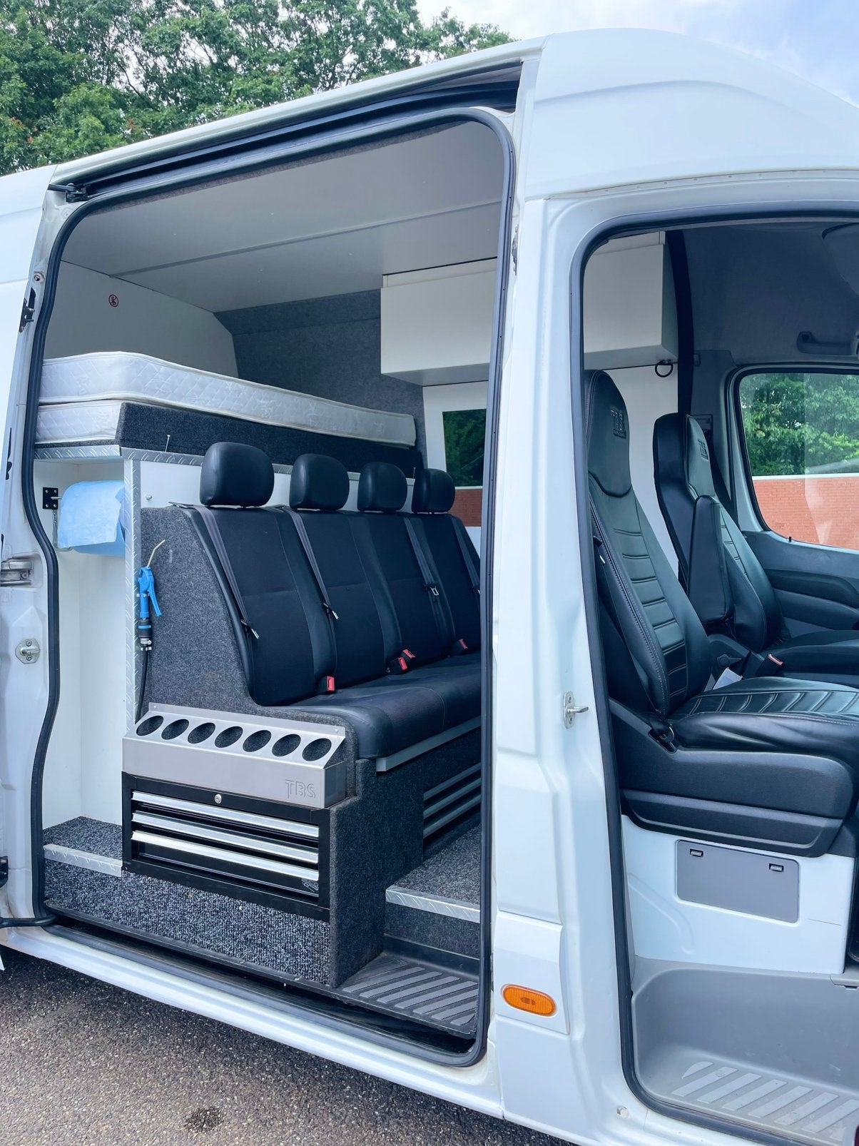 Volkwagen crafter aménagé 6 places, Autos, 100 kW, Noir, 5 portes, Diesel