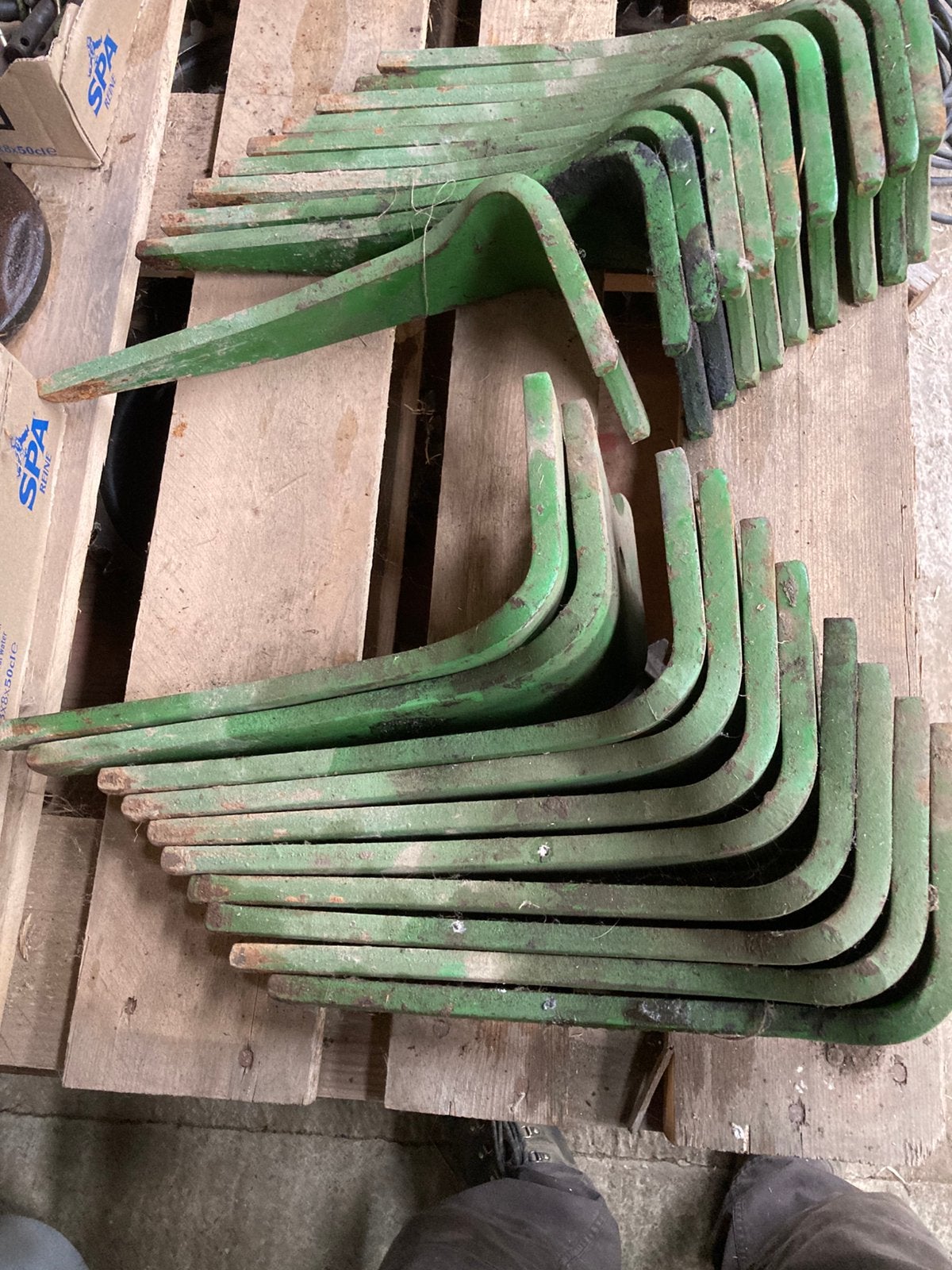 Amazone rotoreg tanden, Ophalen