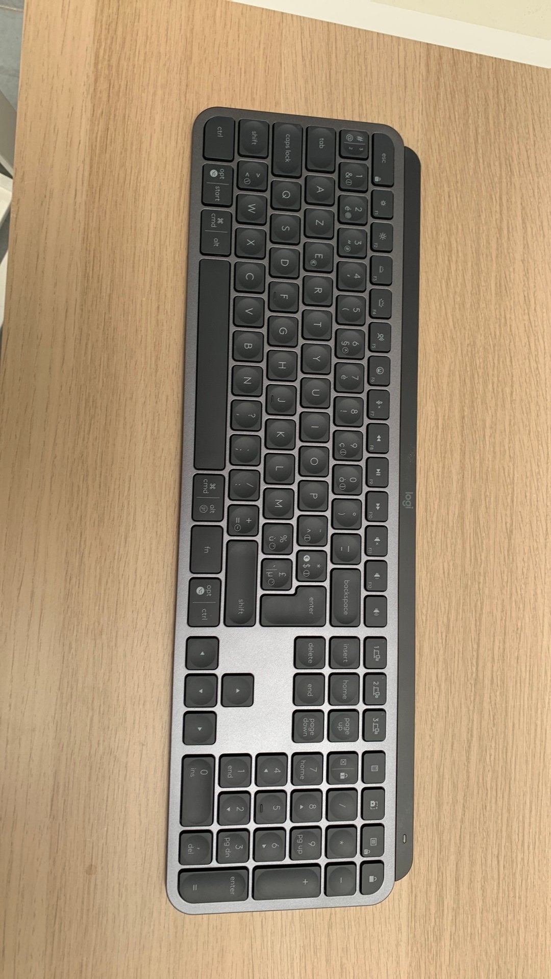 Clavier logitec sans fils, Enlèvement ou Envoi, Comme neuf, Sans fil, Pavé numérique