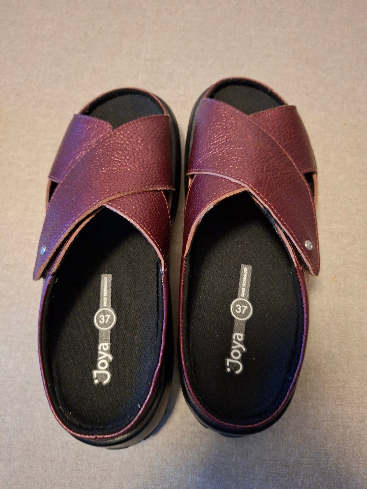 Dames slippers bekend merk =Joya, Ophalen, Slippers