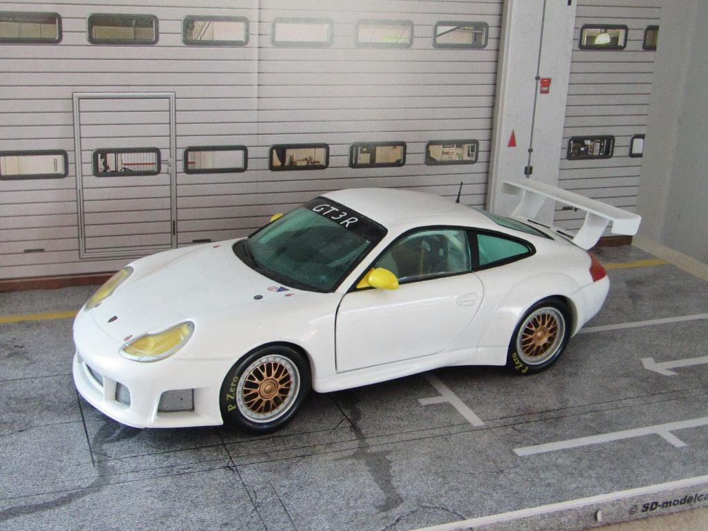 Porsche 911 GT3R - Sun Star 1/18, Hobby en Vrije tijd, Modelauto's | 1:18, Ophalen of Verzenden, Zo goed als nieuw, Auto, Sun Star