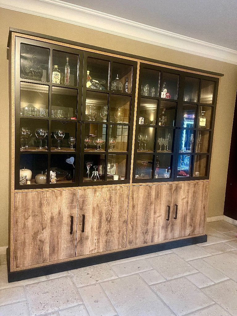 Grande vitrine vaisselier bois et métal, Enlèvement, Comme neuf, Métal