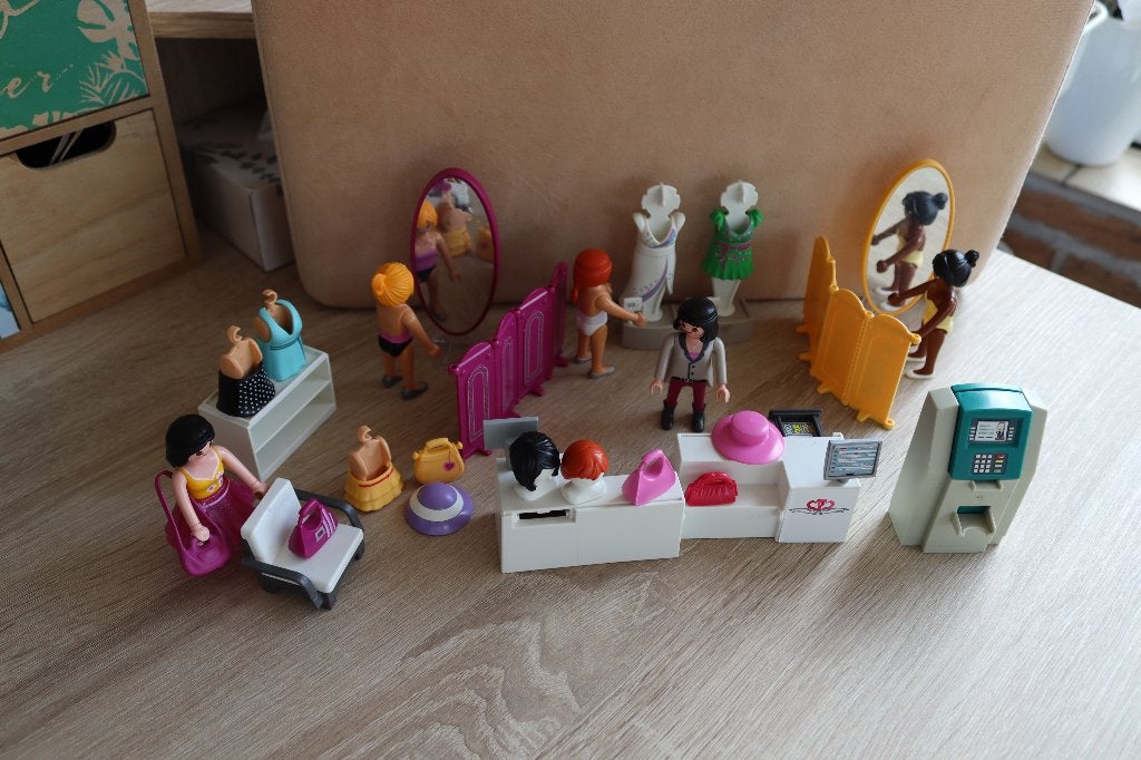 Playmobil - Le magasin, Enlèvement