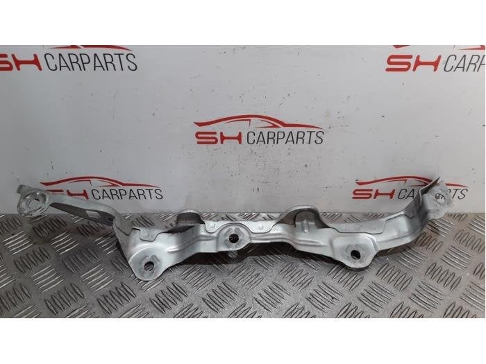 Cadre garde-boue d'un Mercedes CL, 3 mois de garantie, Utilisé, -, -
