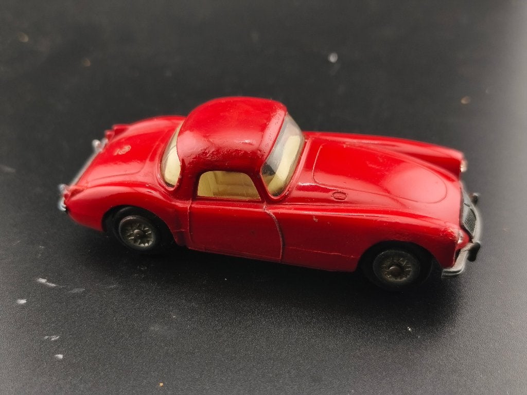 TEKNO MG 1600 COUPE REF 824, Ophalen of Verzenden, Zo goed als nieuw, Auto, Overige merken
