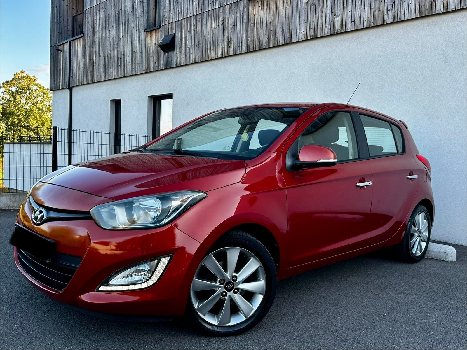 Hyundai i20 1.4 Style *Garantie 12 Mois *117.000KM, Autos, Rouge, Achat, Entreprise, Garantie prolongée