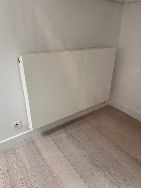 2 stuks vlakke radiatoren, Ophalen, 30 tot 80 cm, Radiator, 150 cm of meer