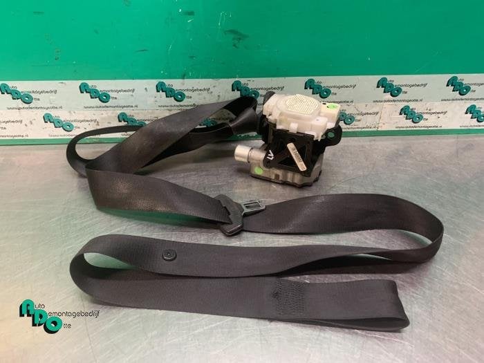 Ceinture de sécurité avant gauche d'un Mercedes C-Klasse (, 3 mois de garantie, Utilisé, -, -