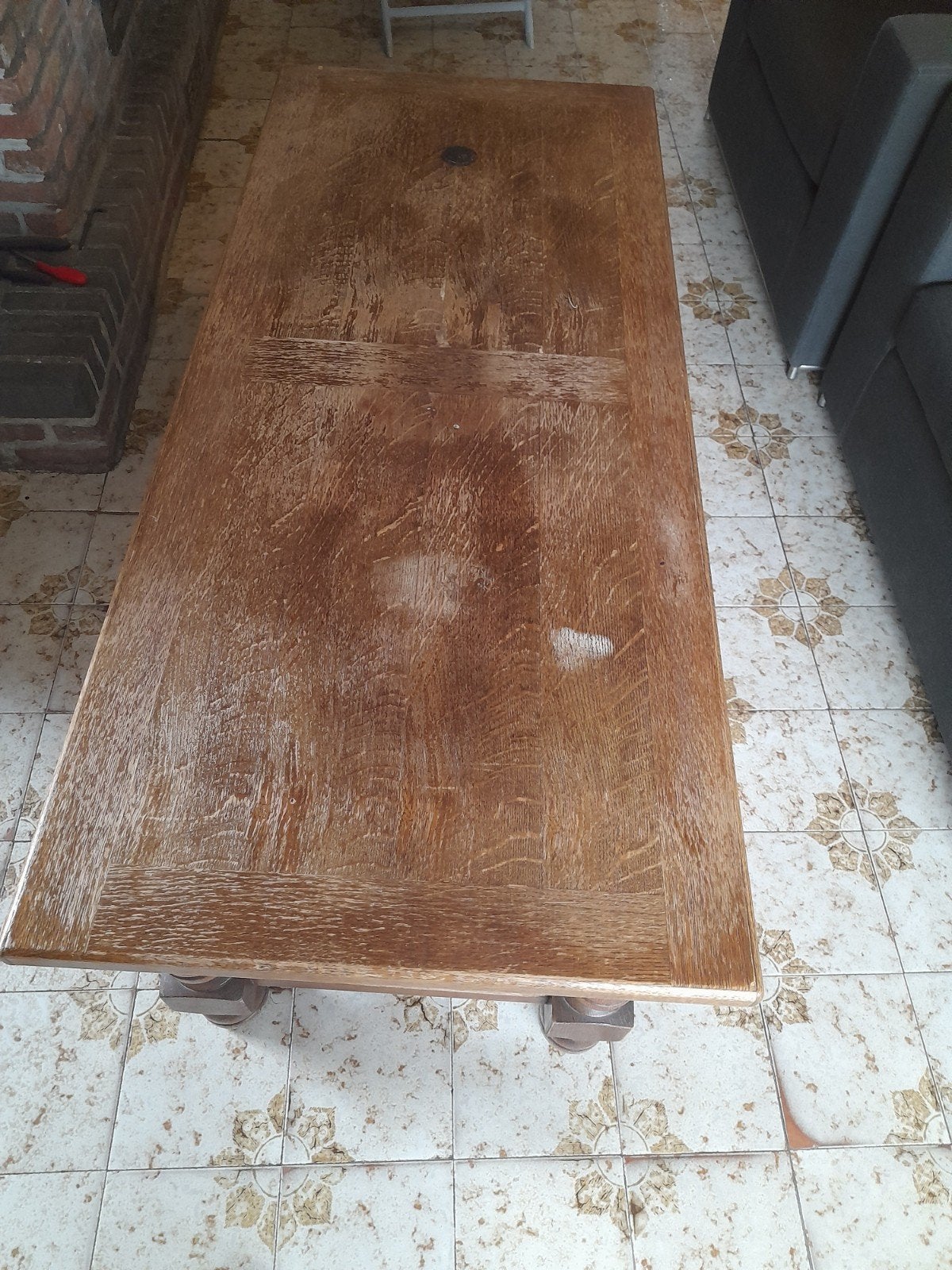 Oude salontafel te koop, Ophalen