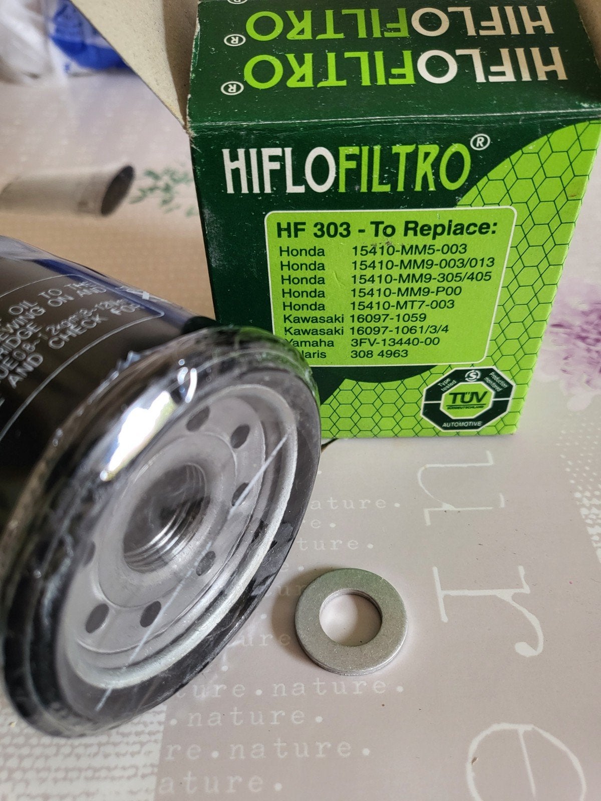 Filtre à huile HF303 + rondelle vidange Moto, Enlèvement