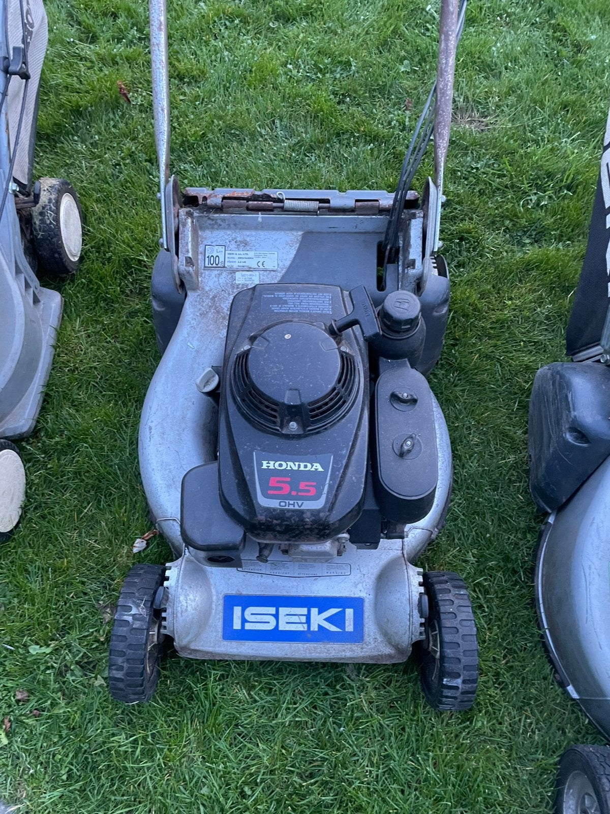 Te koop 2x ISEKI en of 1x KAWASAKI OHV GRASMAAIER, Jardin & Terrasse, Tondeuses à gazon, Utilisé, Sac de ramassage, Tondeuses à gazon à essence
