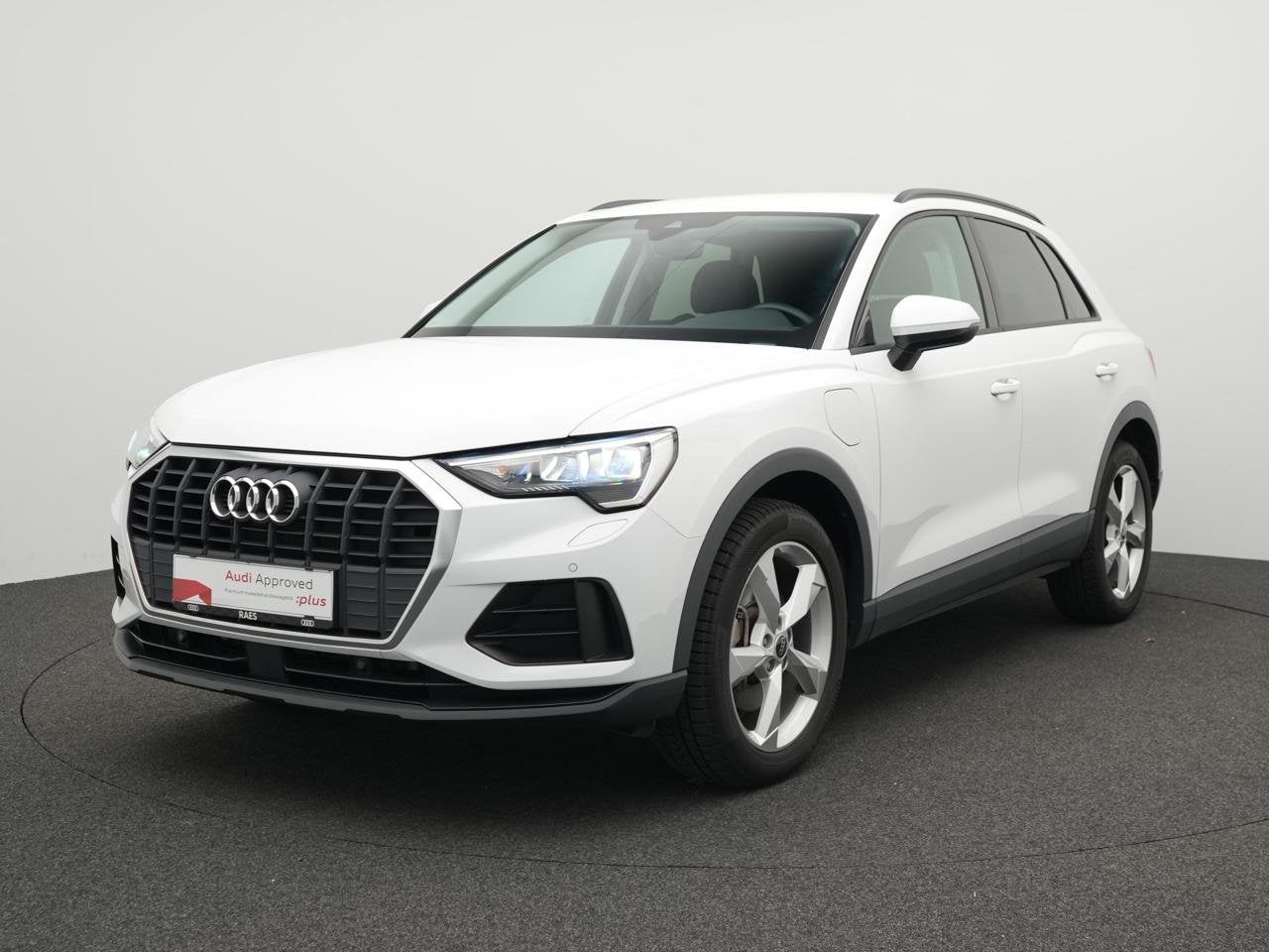 Audi Q3 PHEV 45 TFSIe Attraction S tron.(180 kW), Auto's, Automaat, https://public.car-pass.be/vhr/dfba04fd-dda4-4fe5-89ae-1e06ee950777