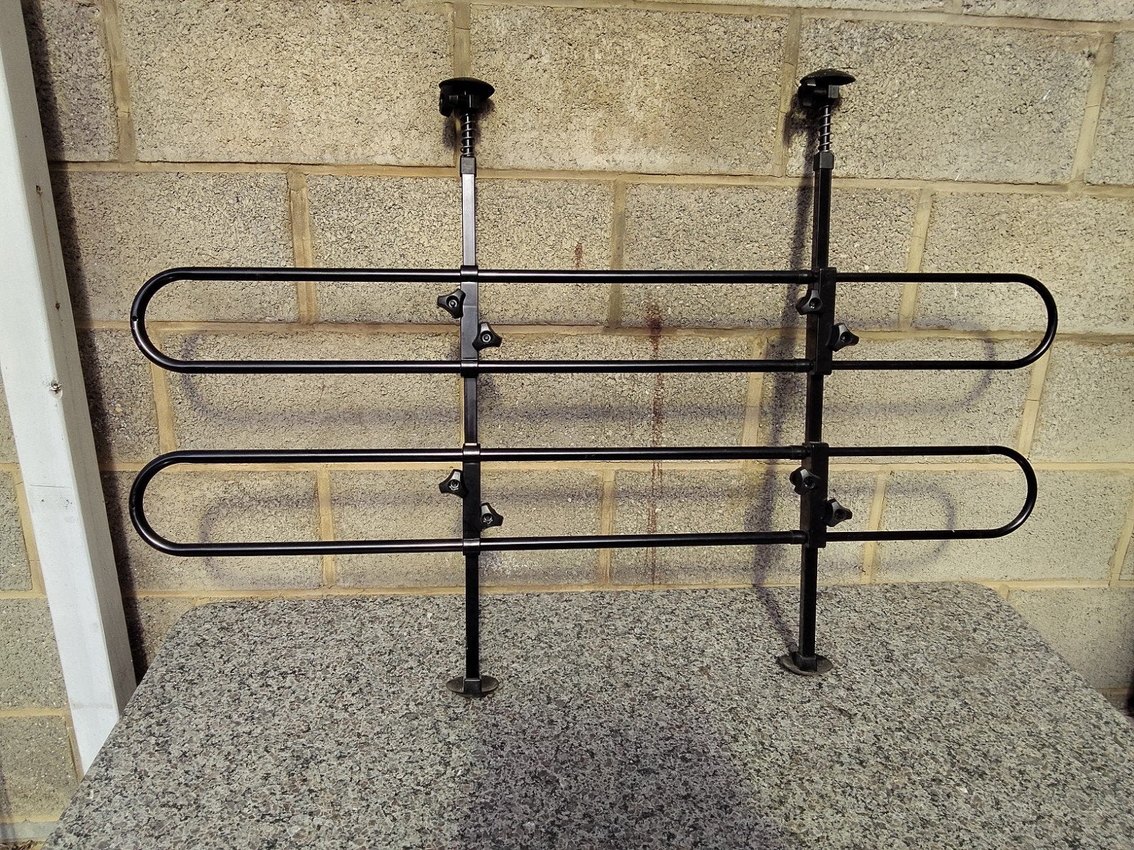 Grille de division pour coffre, Enlèvement, Comme neuf