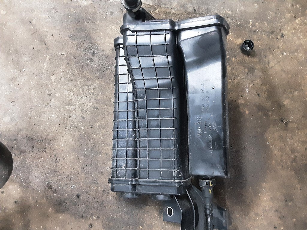 FILTRE A CHARBON Audi Q3 Sportback (F3N) (5QA201801A), Utilisé, Audi