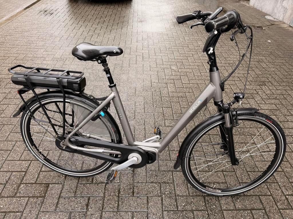Elektronische damesfiets Stella, Fietsen en Brommers, Ophalen, Zo goed als nieuw