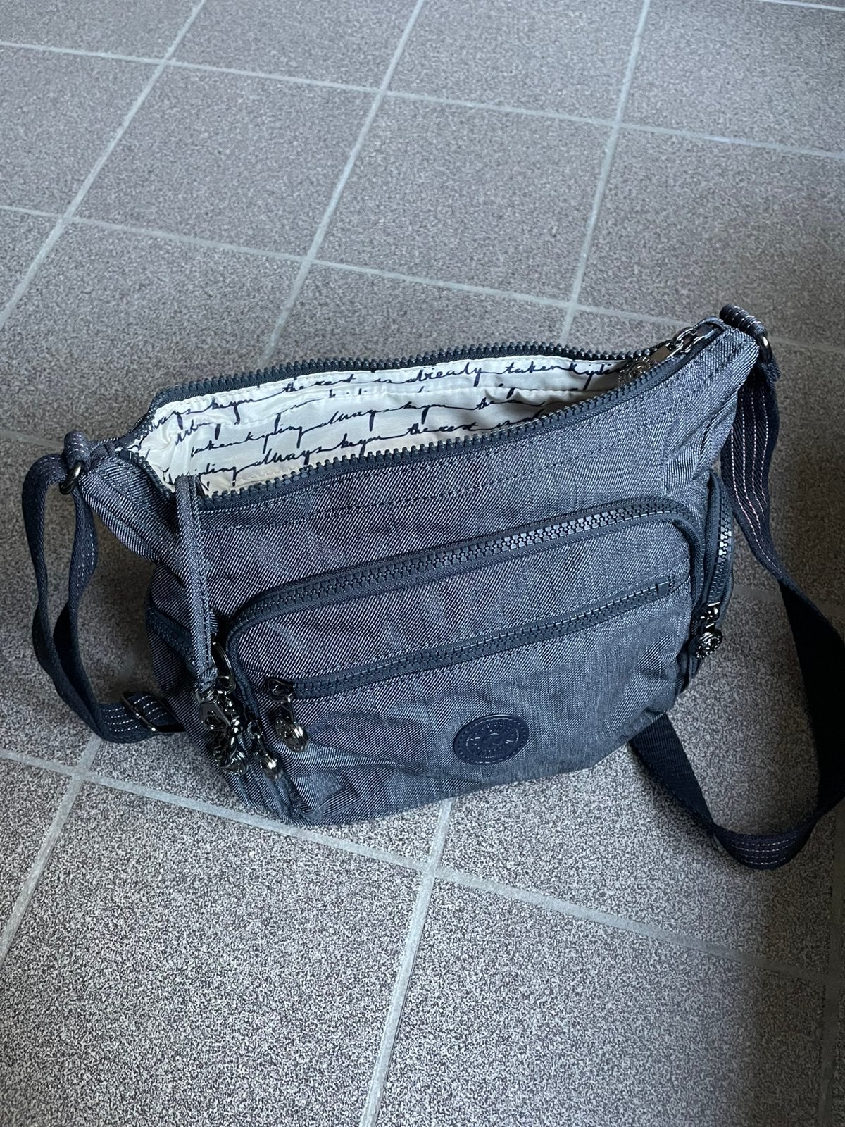 Kipling schoudertas, Handtassen en Accessoires, Tassen | Schoudertassen, Ophalen, Zo goed als nieuw, Kipling