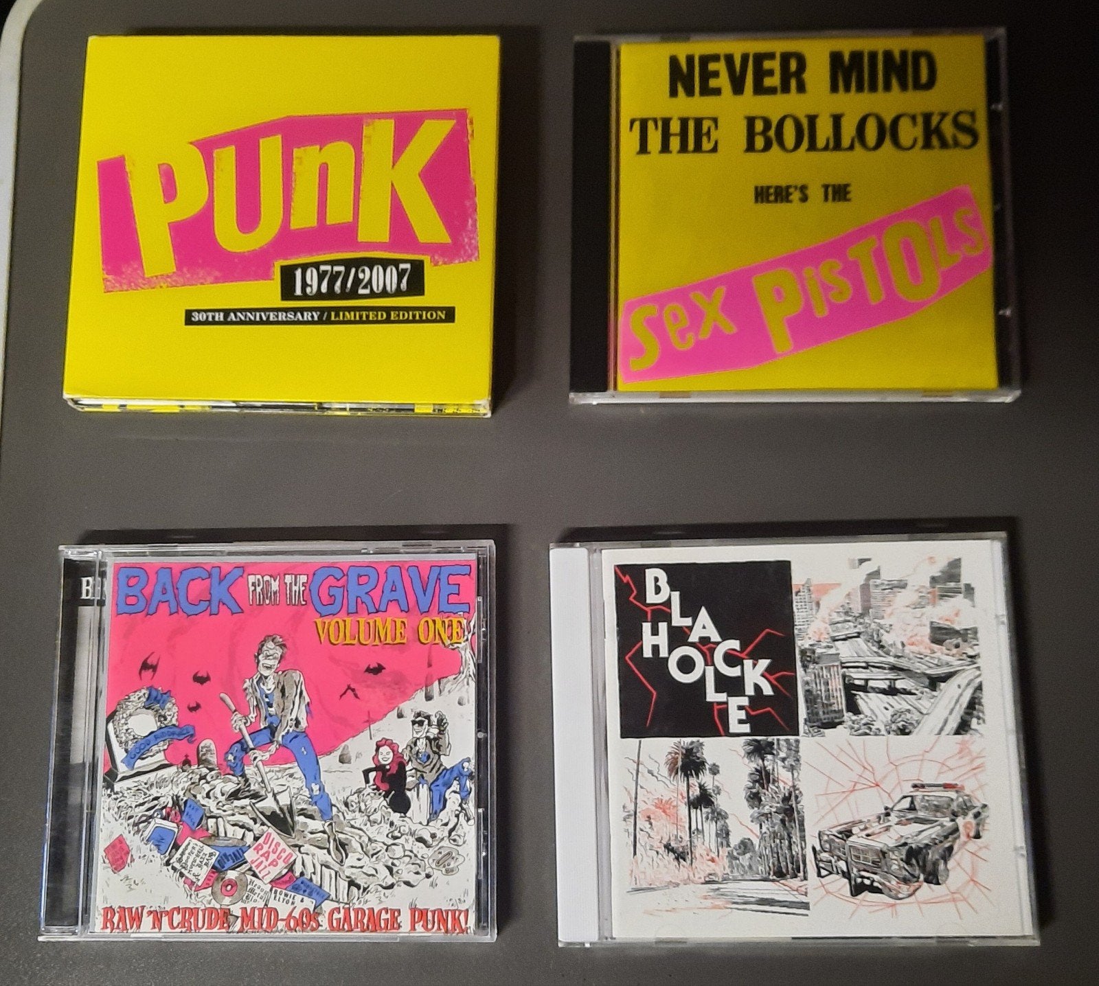 Punk-Garage punk - Mid 60's garage punk cd's zeldzaam, CD & DVD, CD | Rock, Punk rock, Enlèvement ou Envoi, Utilisé, Coffret