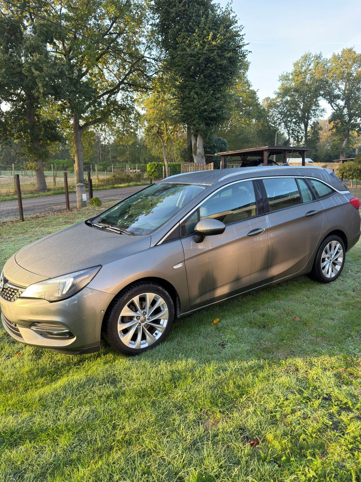 Opel Astra Sport Tourer *1.2 Essence *Homologué à la vente*, Autos, Argent ou Gris, Euro 6, Entreprise, https://public.car-pass.be/vhr/c820ba8e-5f40-4b1b-9994-6d8037750fdc