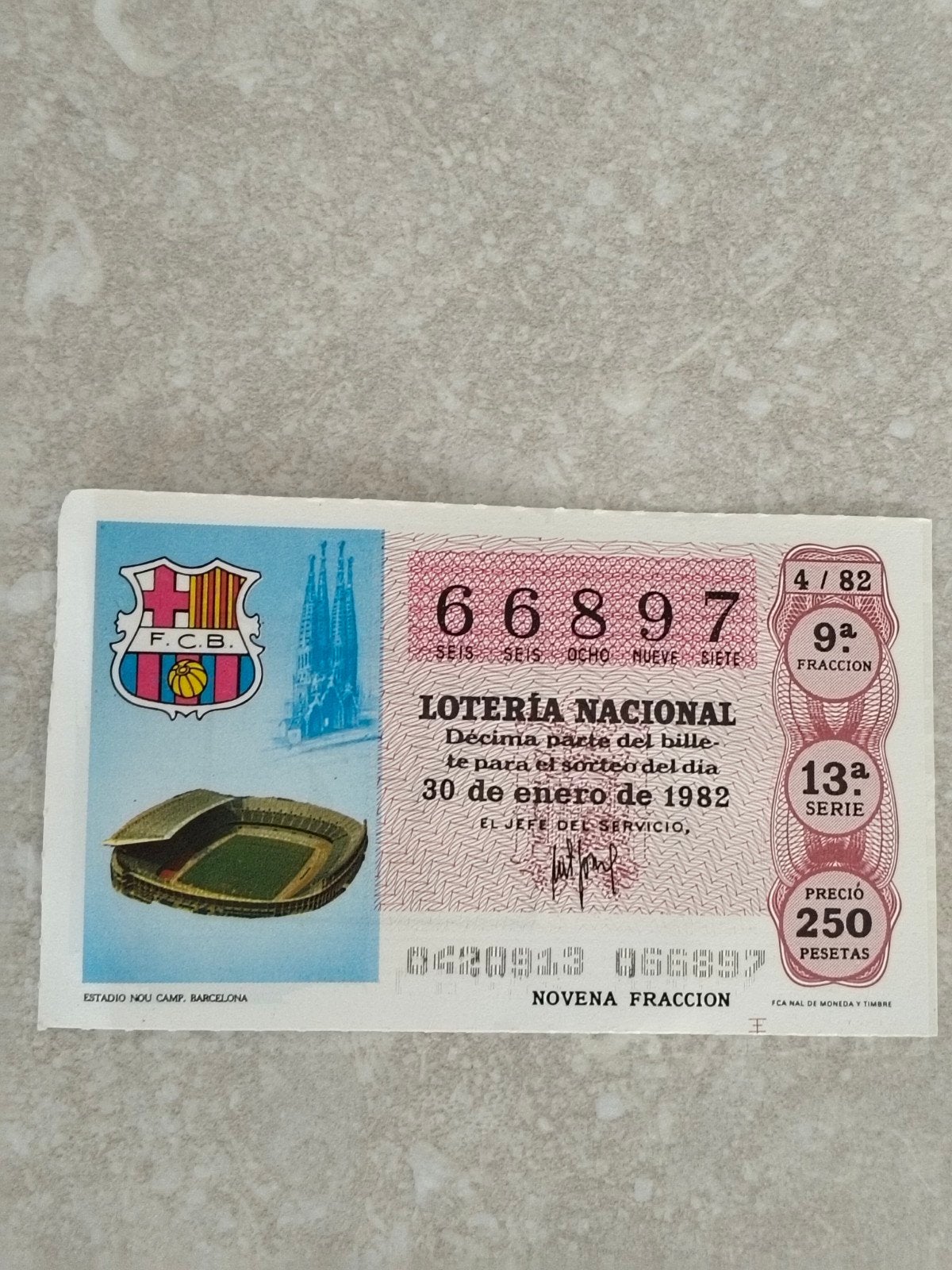 oud loterij ticket Barcelona uit 1982, Ophalen of Verzenden