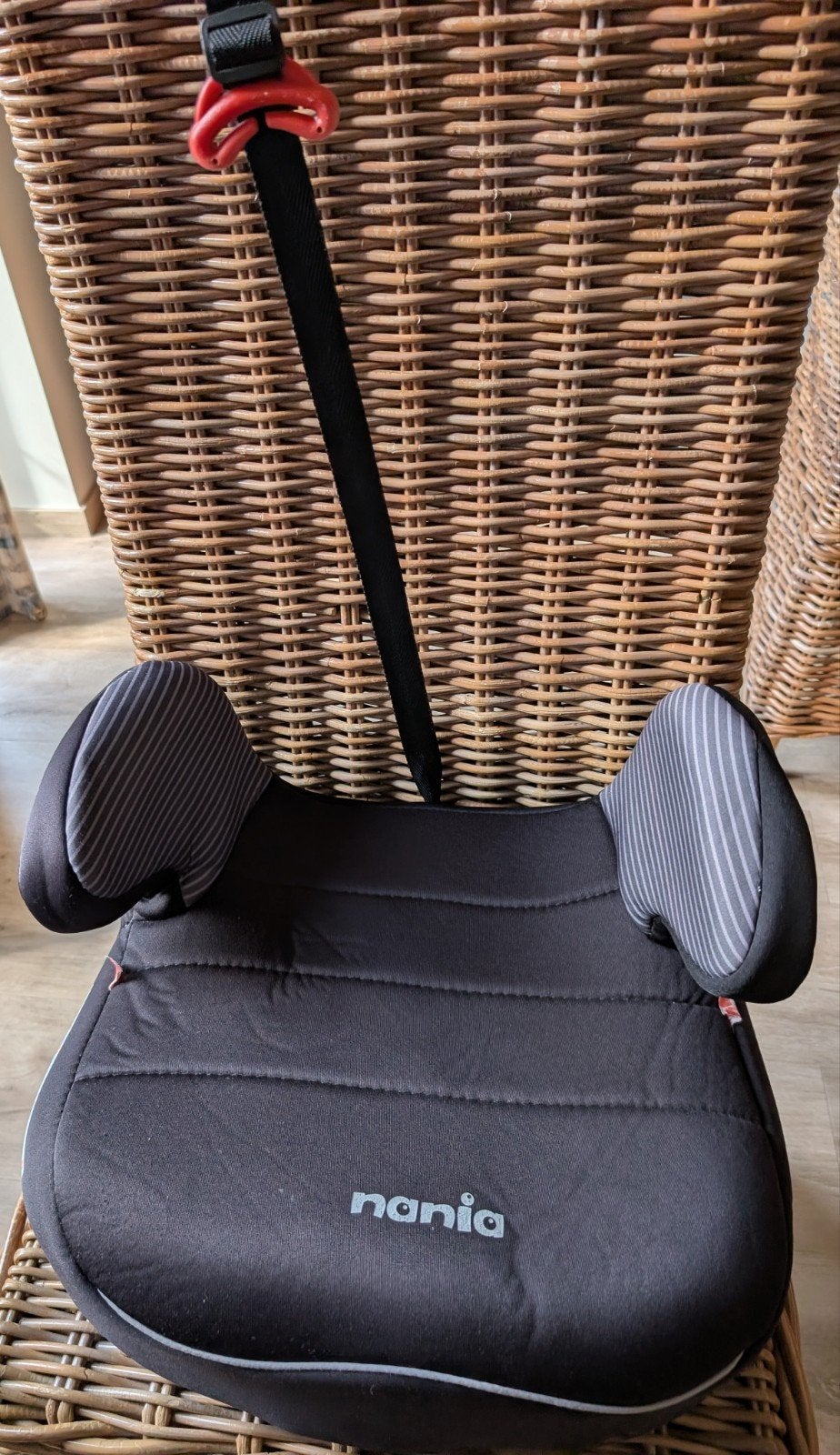 rehausseur Nania Isofix, Enlèvement, Utilisé, Isofix
