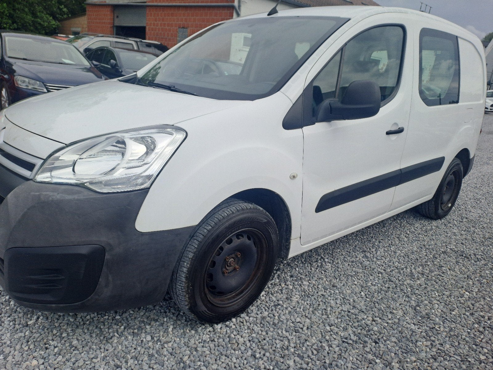 Citroen berlingo 1.6 hdi 2018 prêt a immatriculé, Autos, Boîte manuelle, Noir, Diesel, Particulier