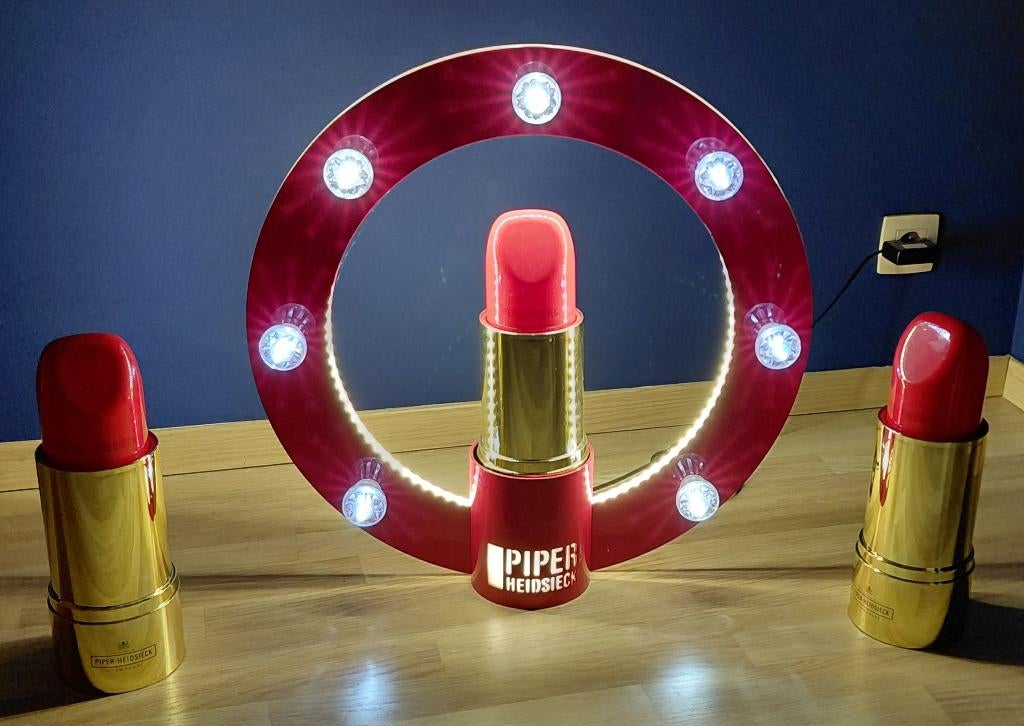 Ensemble lumineux Rouges à lèvres Piper-Heidsieck, Enlèvement, Comme neuf, France, Champagne