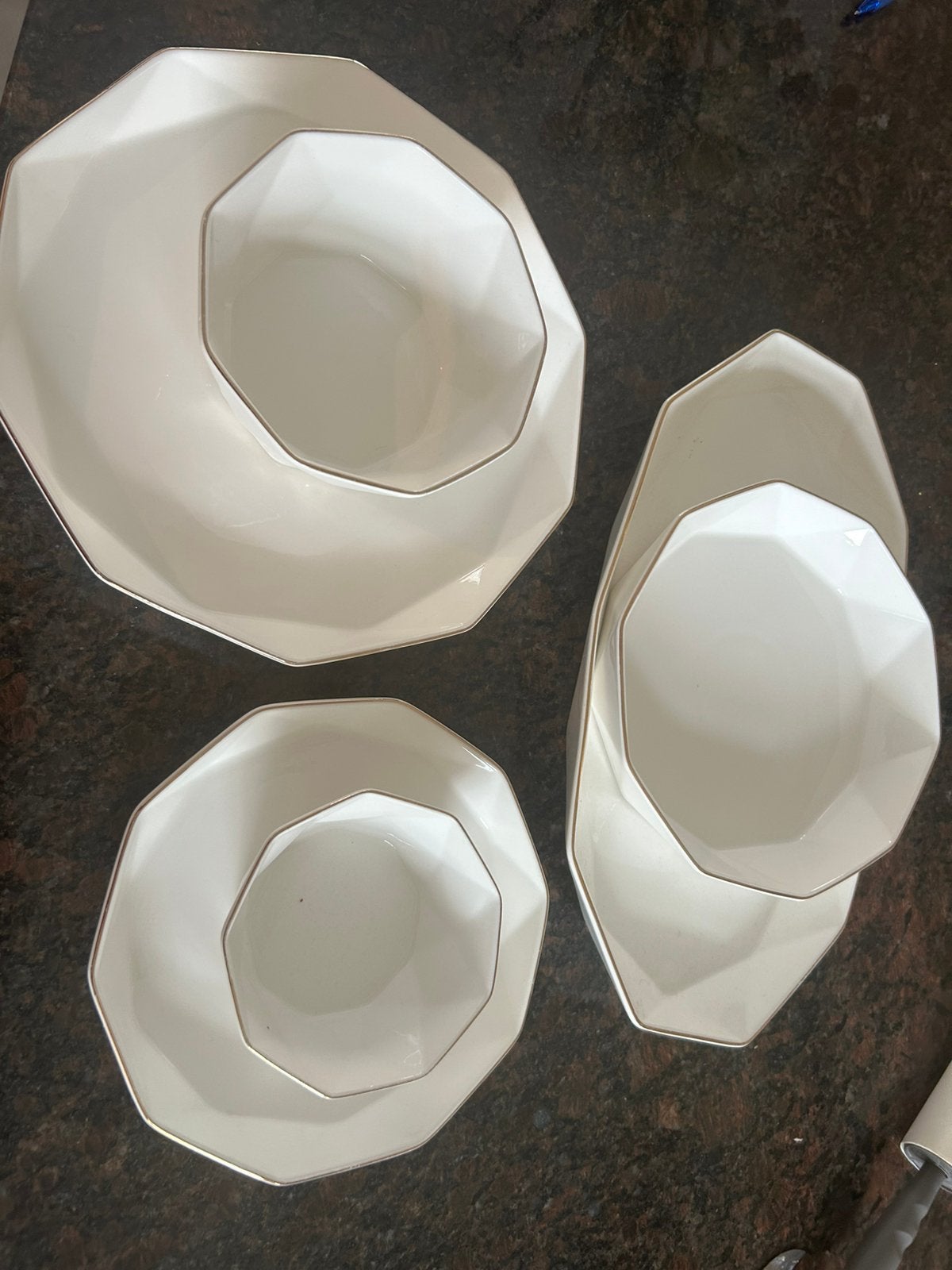 Compleet servies voor 12 personen, Ophalen, Zo goed als nieuw, Modern, Compleet servies