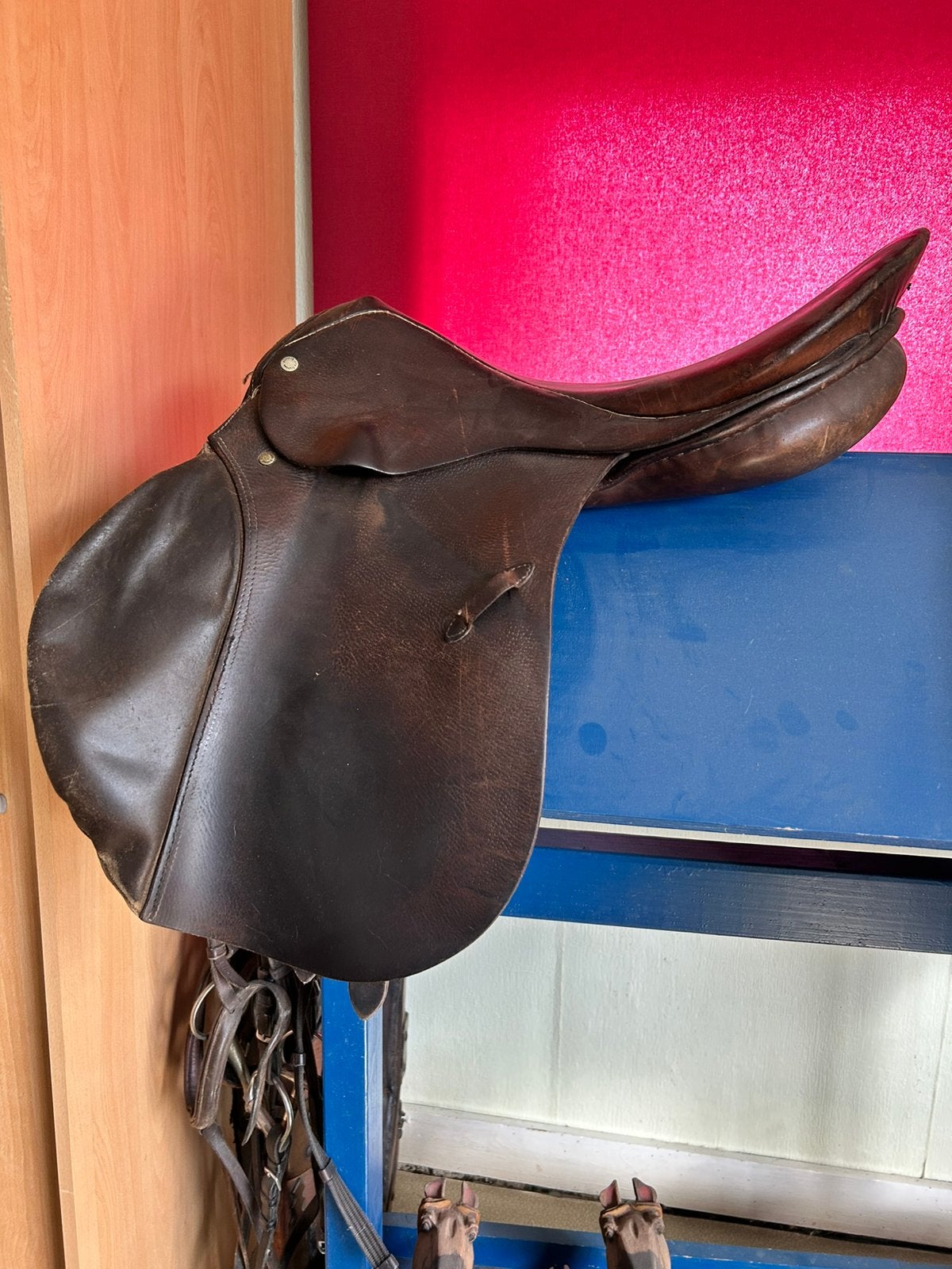 Paardenzadels+ander materiaal, Enlèvement, Western, Poney