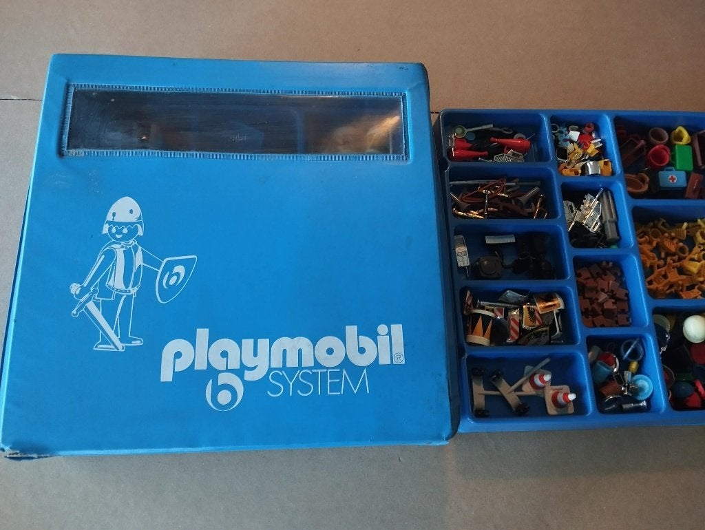 Playmobil Vintage koffer + accessoires, Kinderen en Baby's, Gebruikt, Losse onderdelen, Overige typen, Ophalen of Verzenden