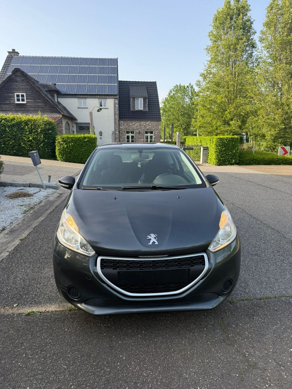 Peugeot 208 1.2i Eur5 137dkm Homologuée, Euro 5, Achat, Entreprise, Boîte manuelle