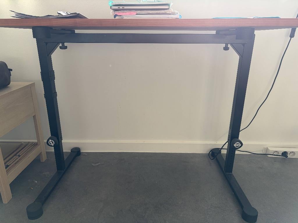 Konig & Meyer 18810 keyboardstandaard, Muziek en Instrumenten, Standaarden, Ophalen, Gebruikt, Instrumentstandaard, Keyboard of Synthesizer