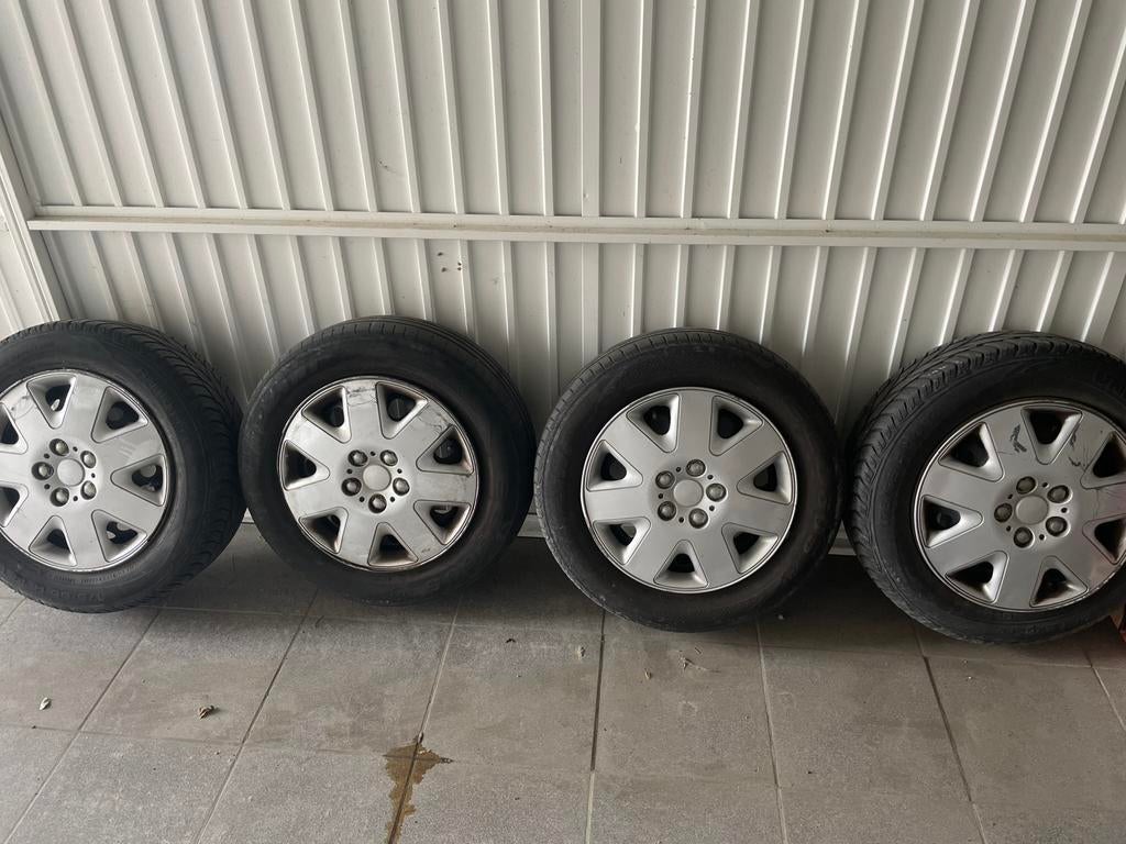 4 honda jazz velgen + banden 14 inch, 14 pouces, Pneus et Jantes, 175 mm, Enlèvement