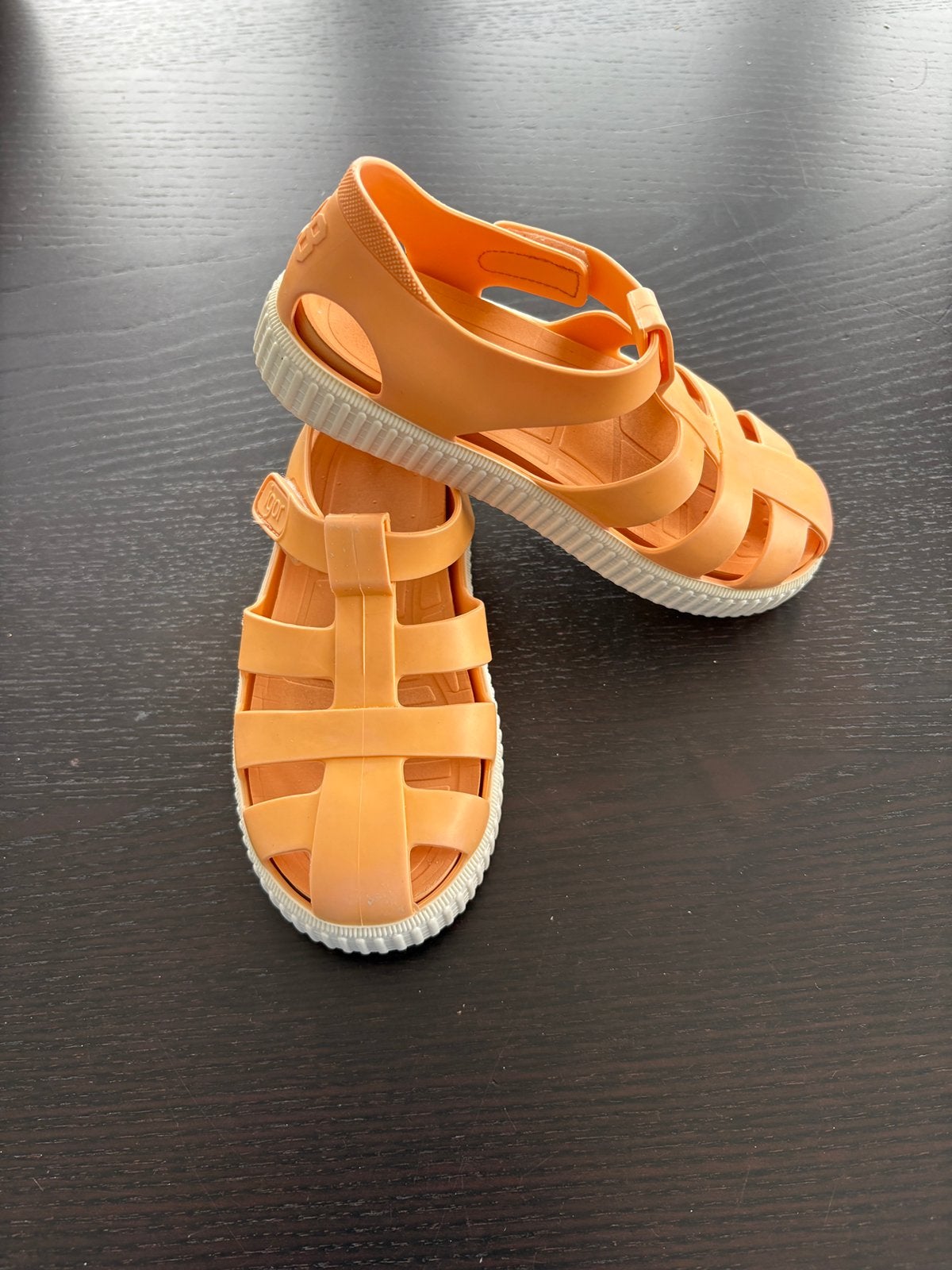 Watersandalen maat 28 kleur oranje merk Igor, Enfants & Bébés, Vêtements enfant | Chaussures & Chaussettes, Garçon ou Fille, Comme neuf
