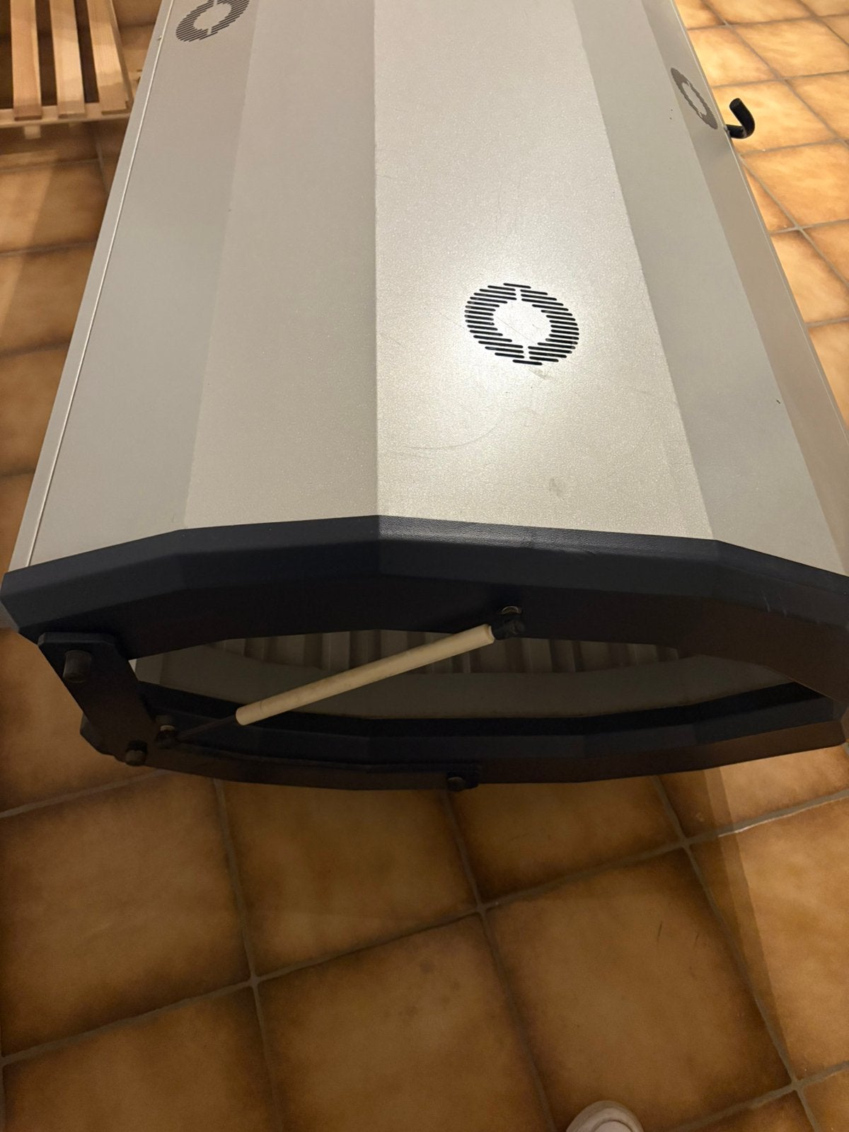 Zonnebank, Elektronische apparatuur, Ophalen, Gebruikt