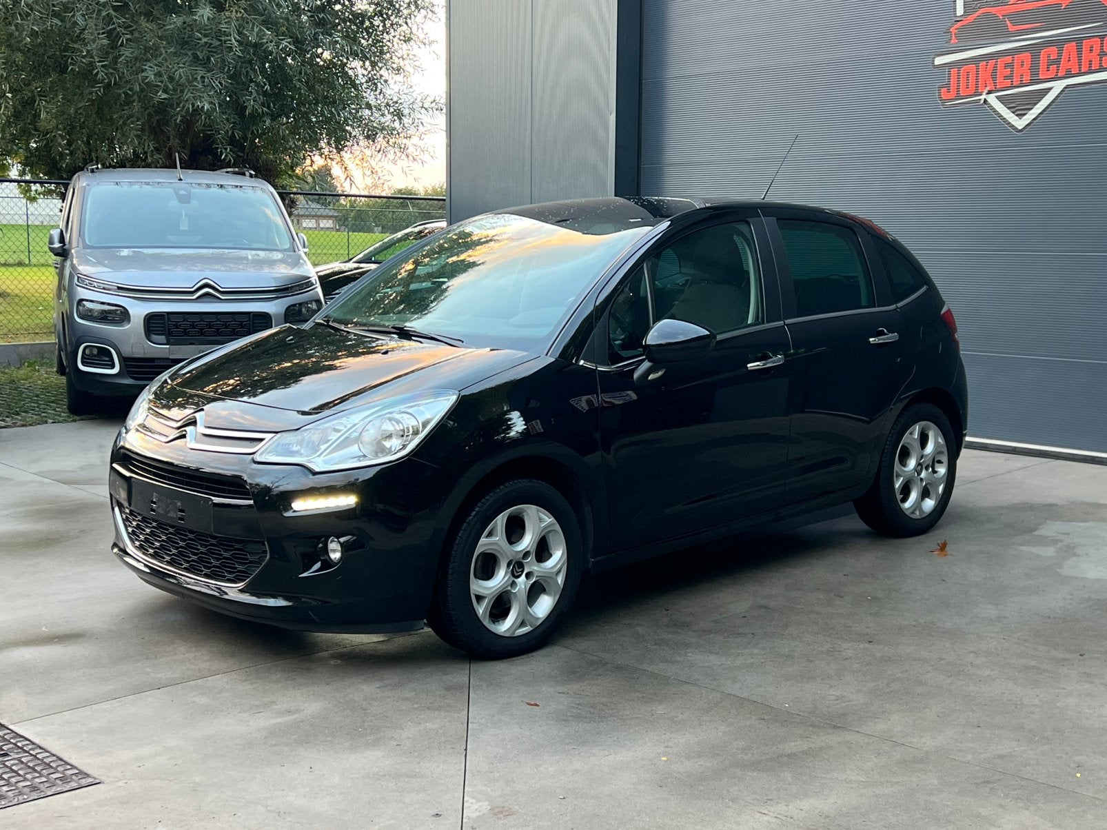 Citroen C3 1.2 110 Exclusive Camera Navi Airco Pano 1St Eign, Autos, Achat, Euro 6, Entreprise, Boîte manuelle