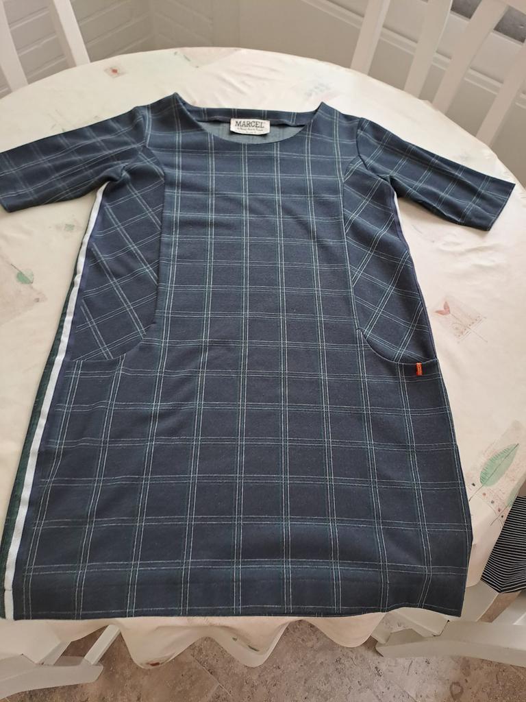 Degelijk kleed van topmerk MARCEL, Kleding | Dames, Ophalen of Verzenden, Zo goed als nieuw
