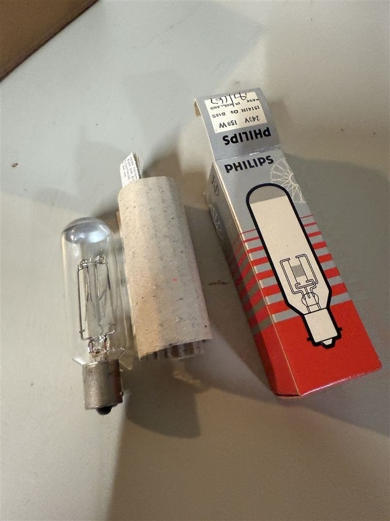 Philips Projectorlamp A1/167 - 240V 150W - Nieuw in Doos, Audio, Tv en Foto, Ophalen of Verzenden, Zo goed als nieuw