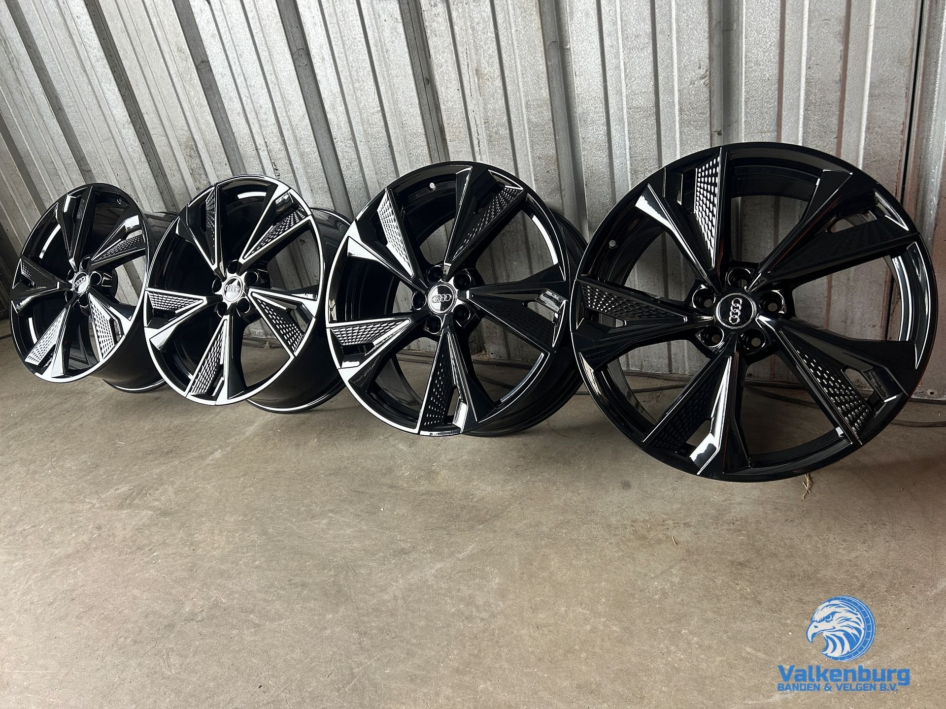 Originele Audi A6 S6 RS6 C8 4K 21 inch zwarte velgen 5x112, Auto-onderdelen, Gebruikt, Velg(en), -, -