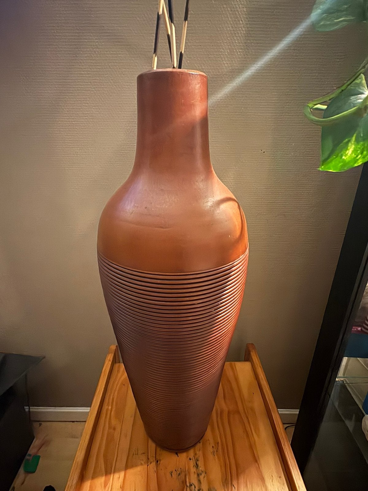 2 Vases en argile 25€ pour les 2 ou 15 pour 1, Huis en Inrichting, Woonaccessoires | Vazen, Ophalen, Steen, Overige kleuren, Zo goed als nieuw