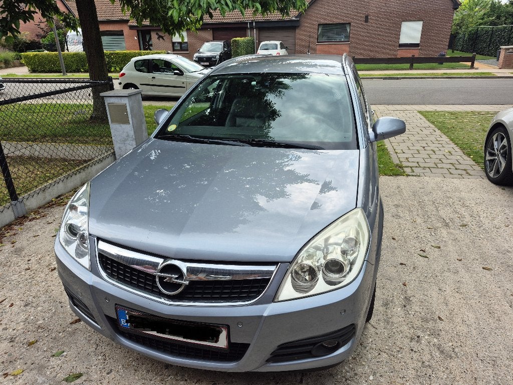 Opel Vectra 1.9CDTI COSMO, Auto's, 110 kW, 4 cilinders, Vectra, Leder