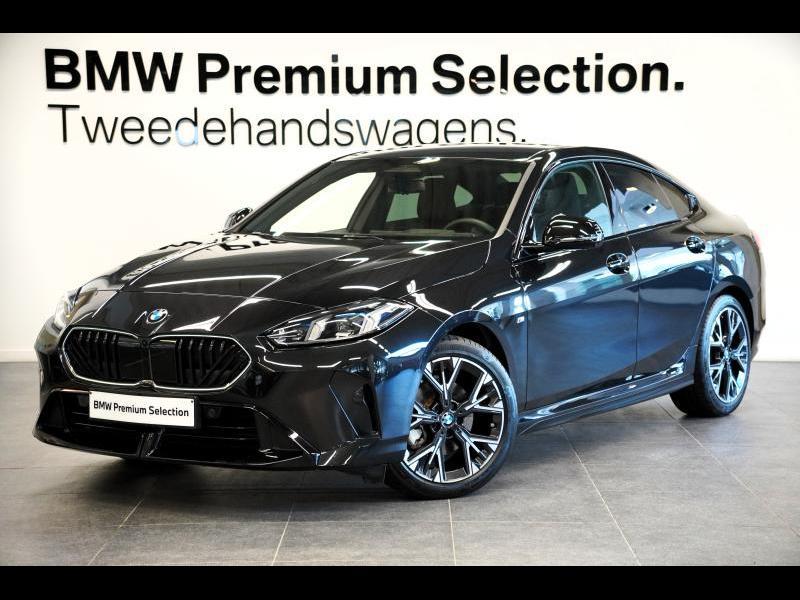 BMW Serie 2 220 M PACK FULL DRIVE ASSIST PLUS  360CAMERA  HA, Auto's, BMW, Automaat, 4 deurs, 1498 cc, Euro 6