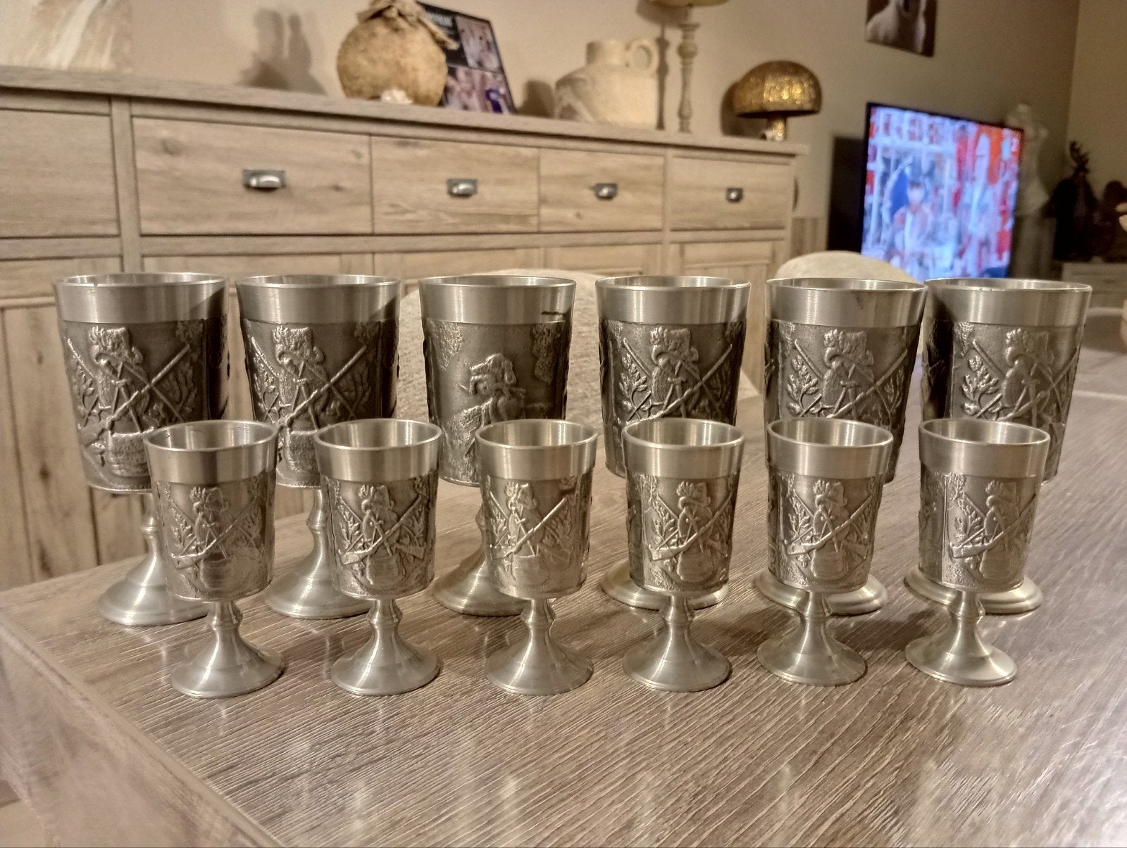 12 tinnen drinkbekers, Ophalen of Verzenden