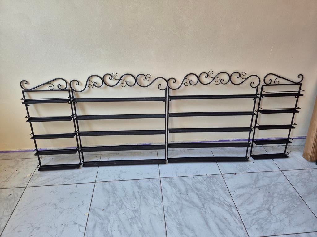 Étagères en fer forgé noir. 4 pièces séparées.  2 grandes et, Décoration d'intérieur, Enlèvement, Neuf, sans emballage, Aménagement