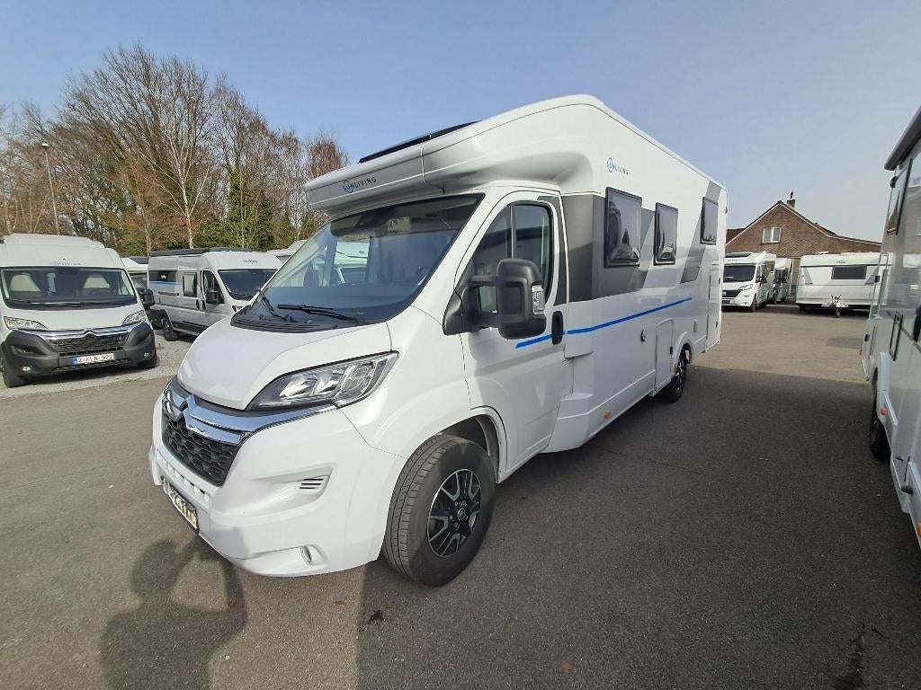Adria Sun Living S75SL, Caravans en Kamperen, Mobilhomes, Bedrijf, Adria, Half-integraal, Luifel