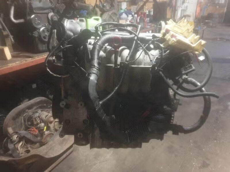MOTOR Volvo S60 I (RS / HV) (01-2000/04-2010) (b5244s2), Enlèvement ou Envoi, Info@volvocars.com, Volvo Car Germany GmbH, Siegburger Straße 229 50679 Köln, DE