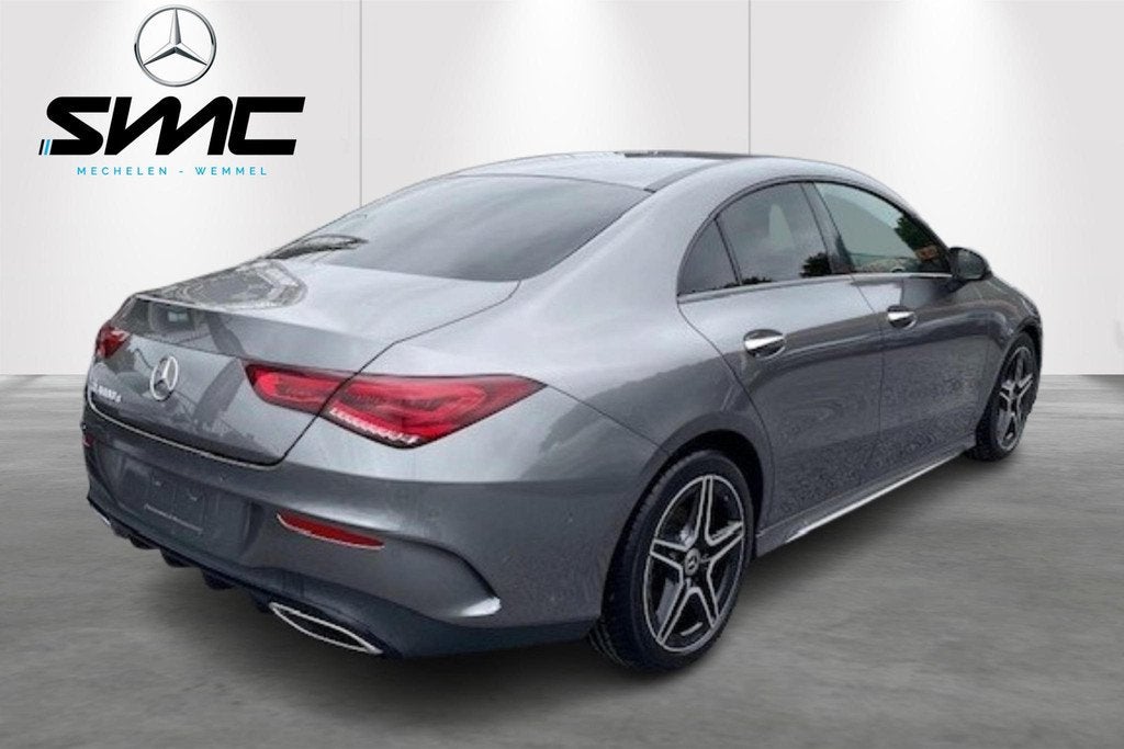 Mercedes-Benz CLA CLA 180 d AMG Line, Auto's, Mercedes-Benz, Stof, Zwart, 4 cilinders, Bedrijf
