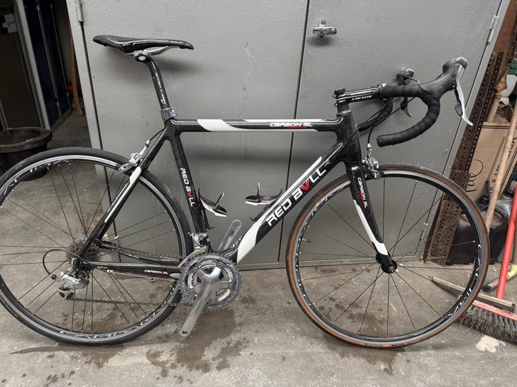 Red bull carbon fiets, Fietsen en Brommers, Fietsen | Racefietsen, Ophalen, Carbon, Heren