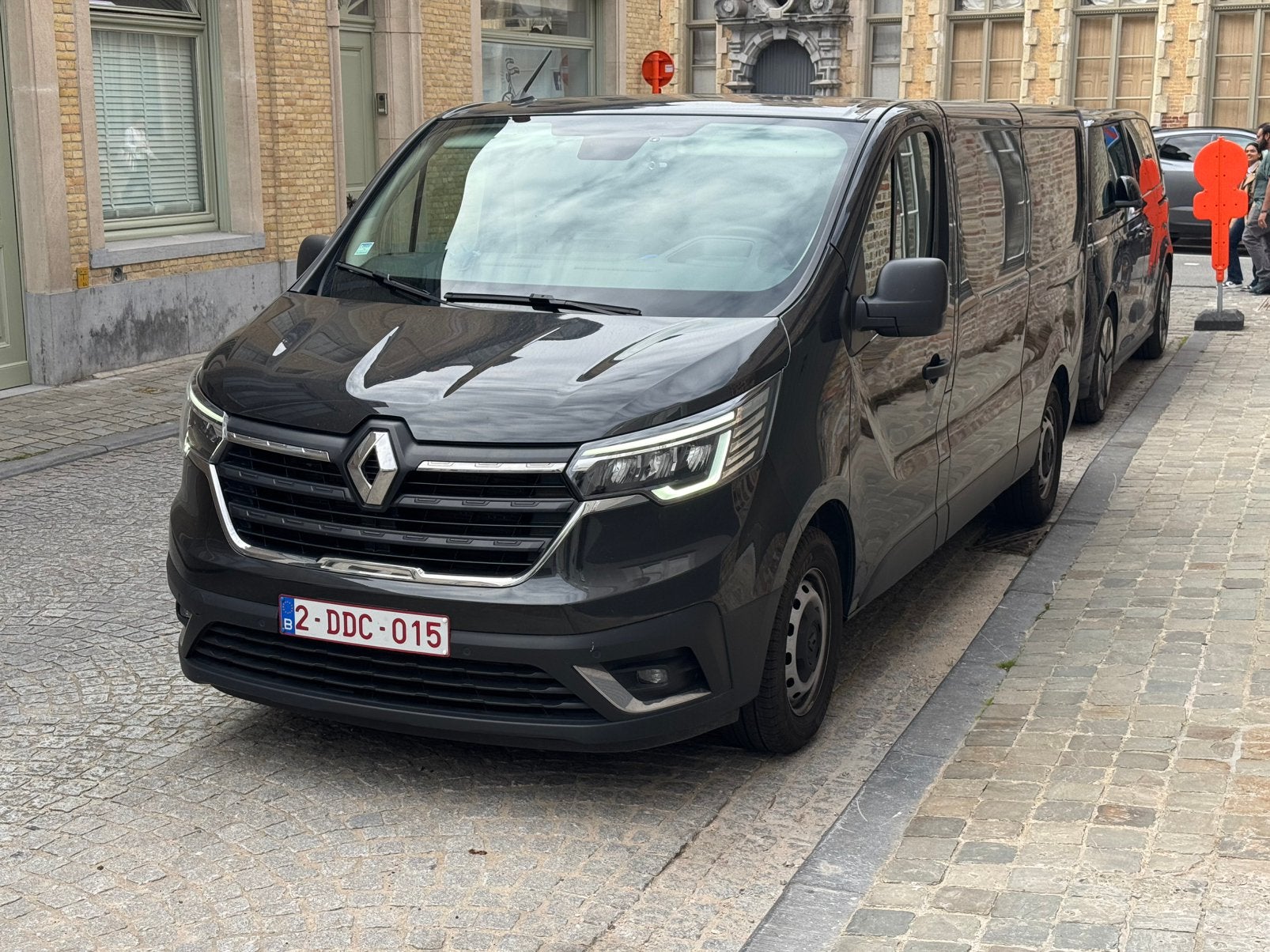 Renault Trafic L2H1 170 EDC Automaat – 02/2023 – 28.000 km, Autos, 188 g/km, Achat, Réception radio numérique, Euro 6