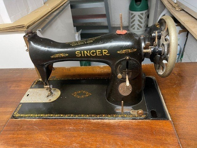 antiek naaimachine, Ophalen
