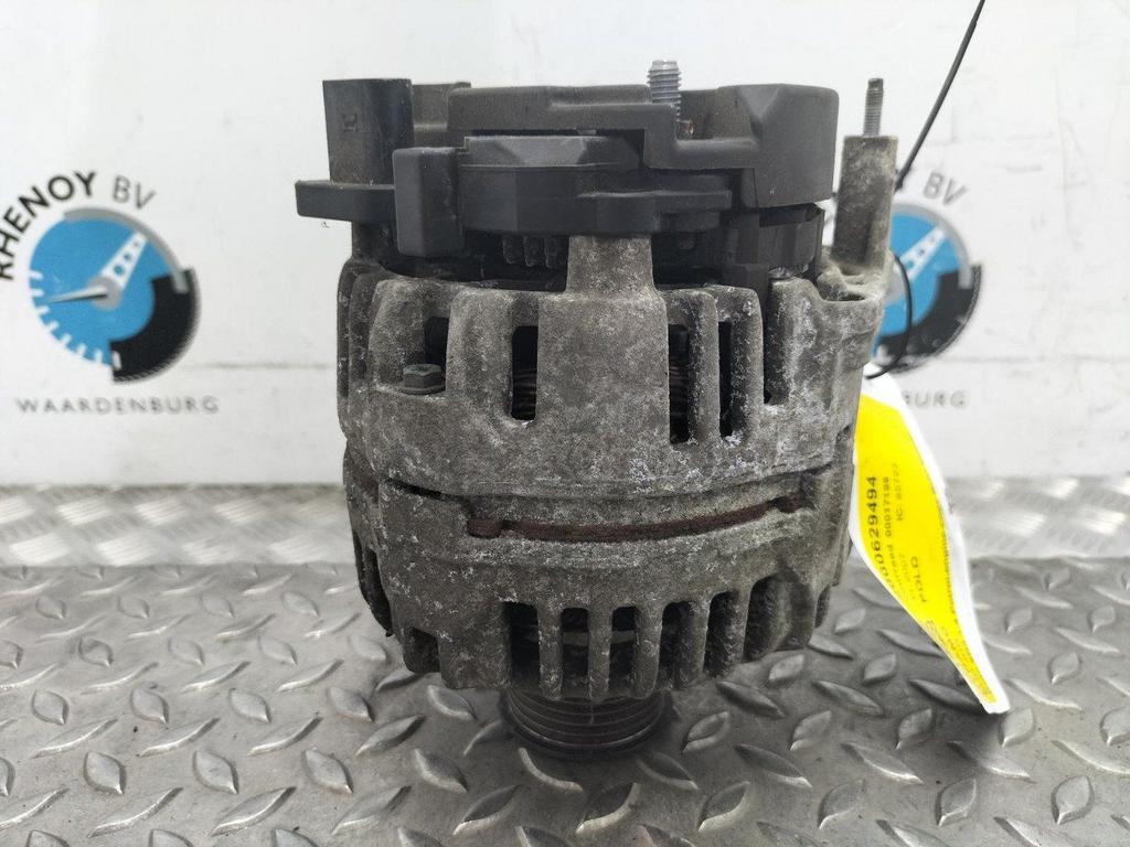 VOLKSWAGEN POLO 9N3 1.4-16V Trendline  DYNAMO 2007, Enlèvement ou Envoi, Utilisé, ARN reconnu